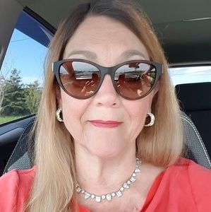 Meet your Posher, Judith